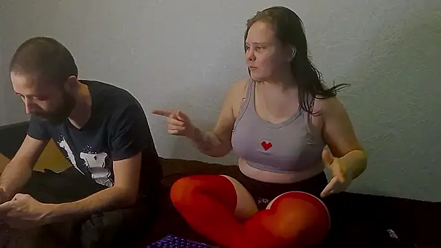 Snapshot of SweetPiggyx chatting on 03/28/26, 07:13 SweetPiggyx online show from 03/28/26, 07:13