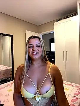 Snapshot of Patyyyy chatting on 03/23/26, 03:49 Patyyyy online show from 03/23/26, 03:49