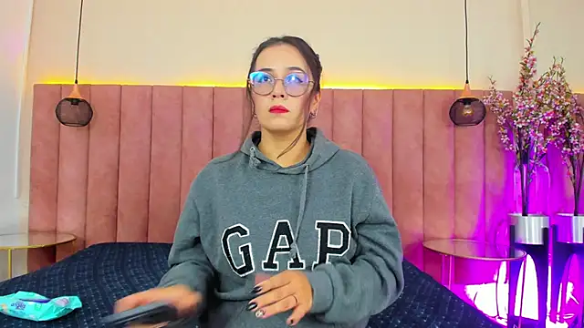 MeliissaAdamss online show from 09/19/25, 09:15