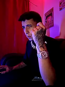 Chris  Jones online show from 10/05/25, 03:16