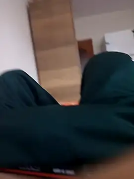 leona633 online show from 03/22/26, 03:37