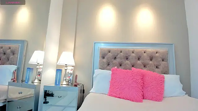 AlexaStorrm online show from 10/28/25, 04:05