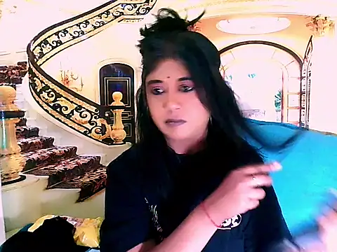 IndianPleasurez1 online show from 12/22/25, 05:04