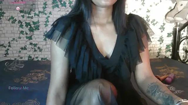 Snapshot of Trishna_love chatting on 11/23/25, 02:55 Trishna love online show from 11/23/25, 02:55