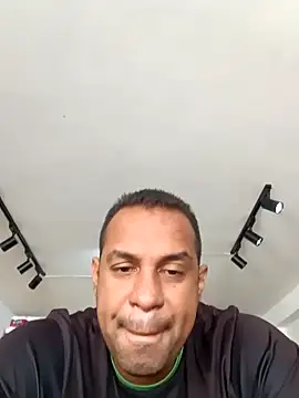 elnegro707070 online show from 11/16/25, 05:07