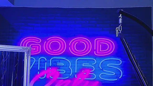 AlessiaCroft online show from 04/06/26, 04:10