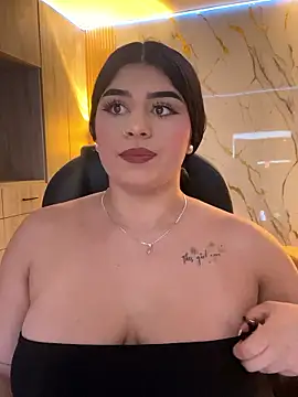 Kariina  69 online show from 01/12/26, 03:45