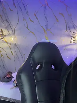 Kariina  69 online show from 04/09/26, 01:05