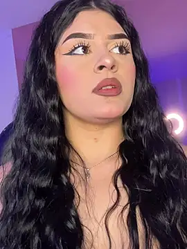 Kariina  69 online show from 04/21/26, 01:42