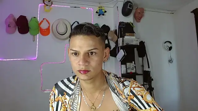 axce1 boy24 online show from 09/10/25, 06:41