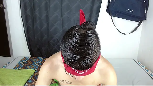 axce1 boy24 online show from 12/02/25, 06:25