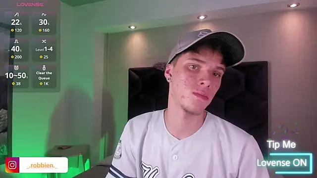 Robbin Blaze online show from 04/13/26, 04:29