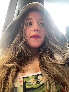 Baby  Otaku online show from 12/14/25, 08:02