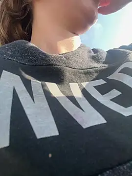 Baby  Otaku online show from 02/09/26, 09:08