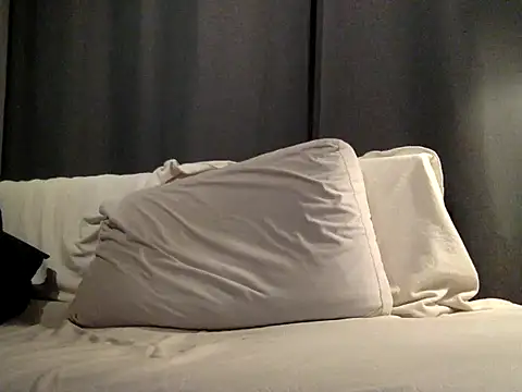 who am i x404 online show from 09/08/25, 07:35