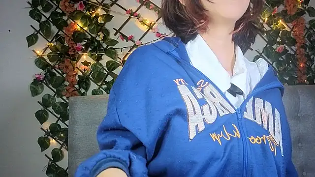 ALISSON VEGA online show from 11/15/25, 07:27