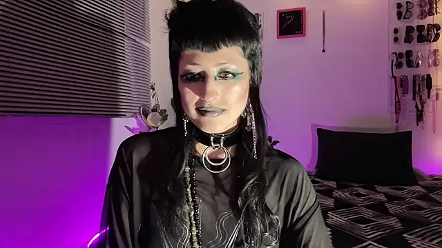 ELENA UMBRA online show from 02/07/26, 12:47