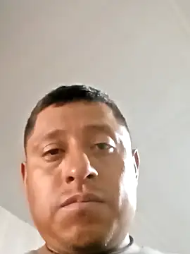 luuiss12 online show from 09/23/25, 05:16