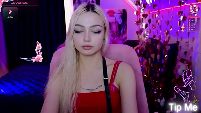 LinaLirian online show from 02/24/26, 02:04