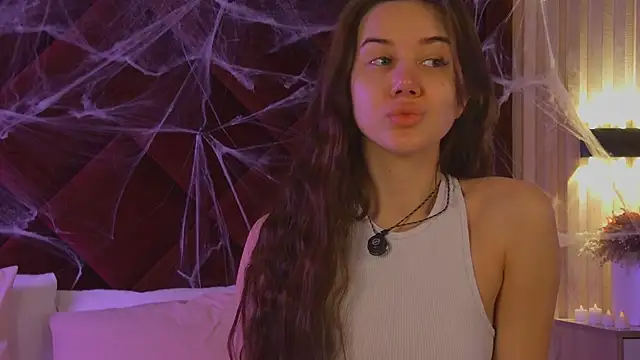 StacyHarland online show from 10/27/25, 04:27