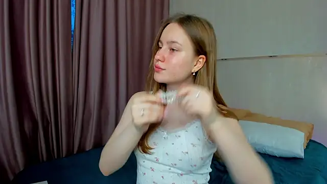 Candy Cansew online show from 09/20/25, 12:11