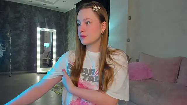 Candy Cansew online show from 03/11/26, 01:11