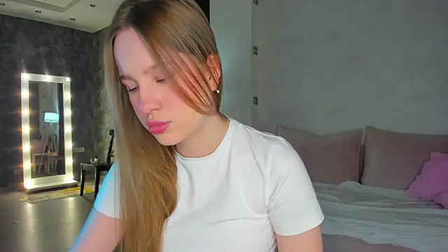 Candy Cansew online show from 03/13/26, 01:12