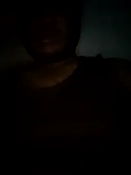 Snapshot of Brown69_guy chatting on 10/17/25, 09:17 Brown69 guy online show from 10/17/25, 09:17