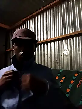 Snapshot of Thenaughtyboy360 chatting on 09/10/25, 09:04 Thenaughtyboy360 online show from 09/10/25, 09:04