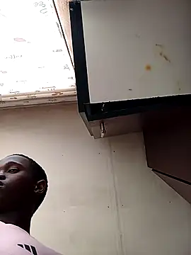 Snapshot of Thenaughtyboy360 chatting on 11/27/25, 11:34 Thenaughtyboy360 online show from 11/27/25, 11:34