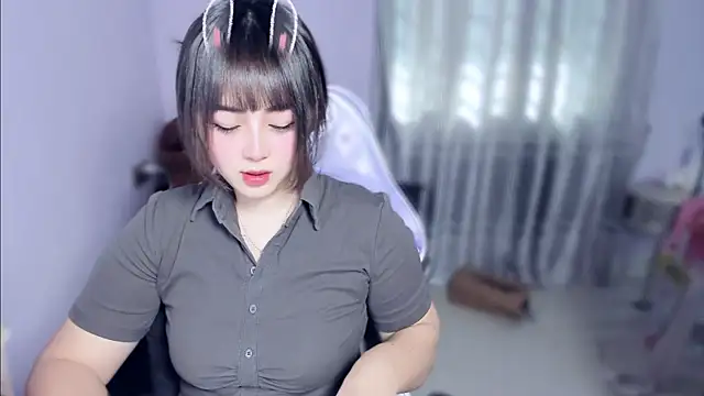 yuki3366 online show from 12/23/25, 07:17