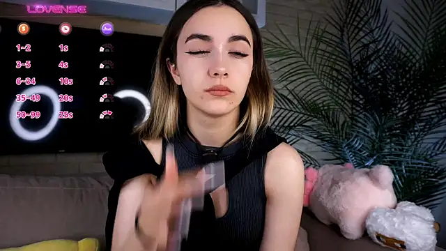 CupSizeGirl online show from 09/14/25, 04:06