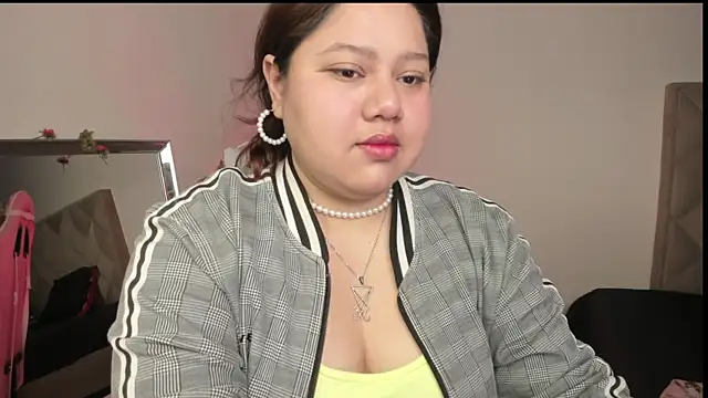 Paprika  online show from 11/12/25, 03:12