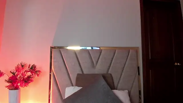 AbbieJoness  online show from 04/13/26, 11:37