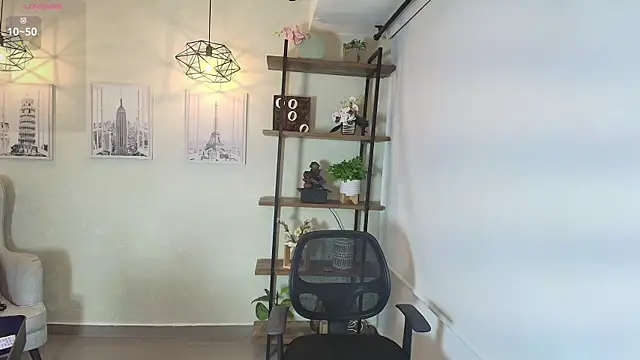  Victoria Collins online show from 05/29/26, 11:08