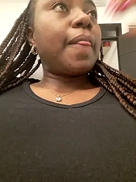 Shanyqueen online show from 11/26/25, 02:45