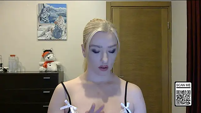 Wild Silk Desire online show from 11/23/25, 02:28