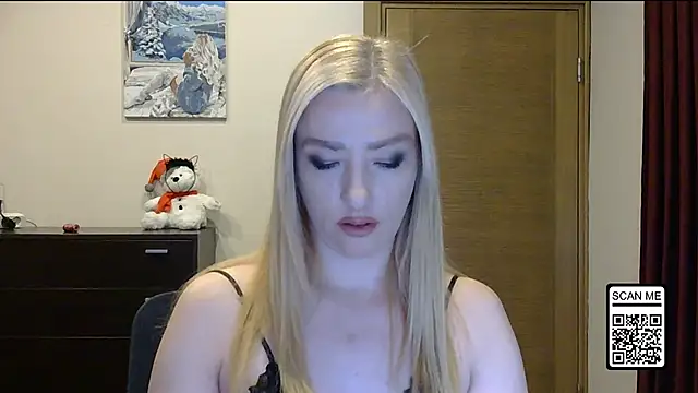 Wild Silk Desire online show from 11/29/25, 02:42