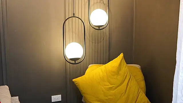 Snapshot of Susan_wall chatting on 02/04/26, 01:17 Susan wall online show from 02/04/26, 01:17