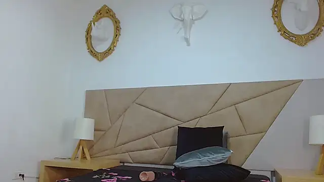 amanda ramirez online show from 10/23/25, 08:29