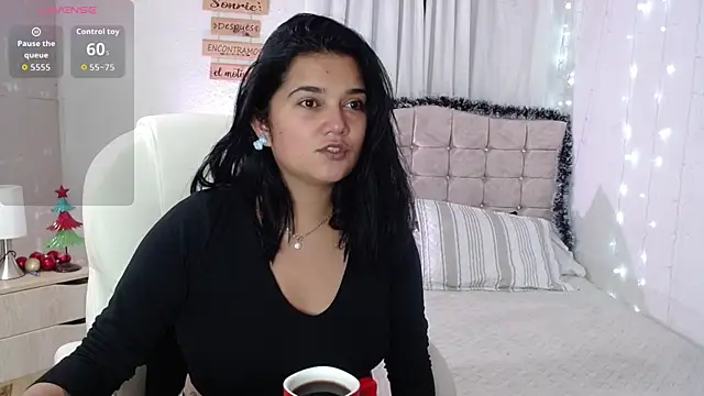 mia traveluxe online show from 12/19/25, 04:30