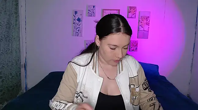 mariaana  222 online show from 03/23/25, 04:16