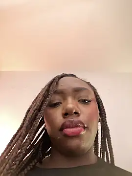 alissradiante1 online show from 03/10/26, 12:26