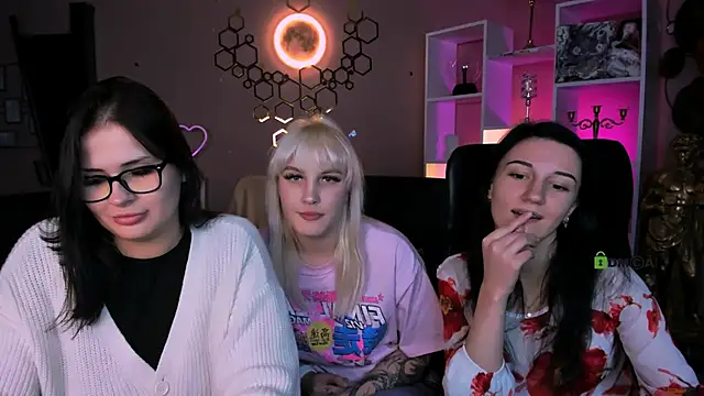 jeren smile online show from 11/19/25, 08:31