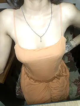 Snapshot of Isha_Sax chatting on 09/15/25, 07:25 Isha Sax online show from 09/15/25, 07:25