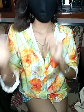 Snapshot of Isha_Sax chatting on 09/26/25, 08:02 Isha Sax online show from 09/26/25, 08:02