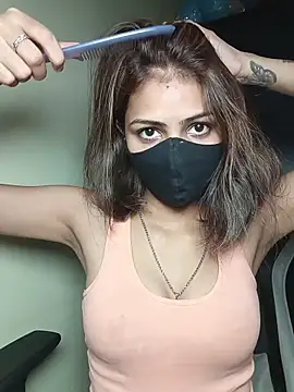 Snapshot of Isha_Sax chatting on 11/20/25, 07:41 Isha Sax online show from 11/20/25, 07:41