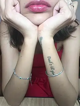 Snapshot of Isha_Sax chatting on 12/14/25, 06:12 Isha Sax online show from 12/14/25, 06:12