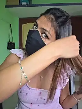 Isha Sax online show from 04/04/26, 06:44