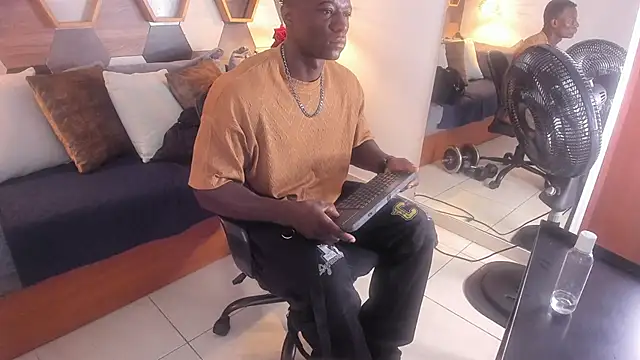 MarcusBlack  online show from 09/30/25, 11:48